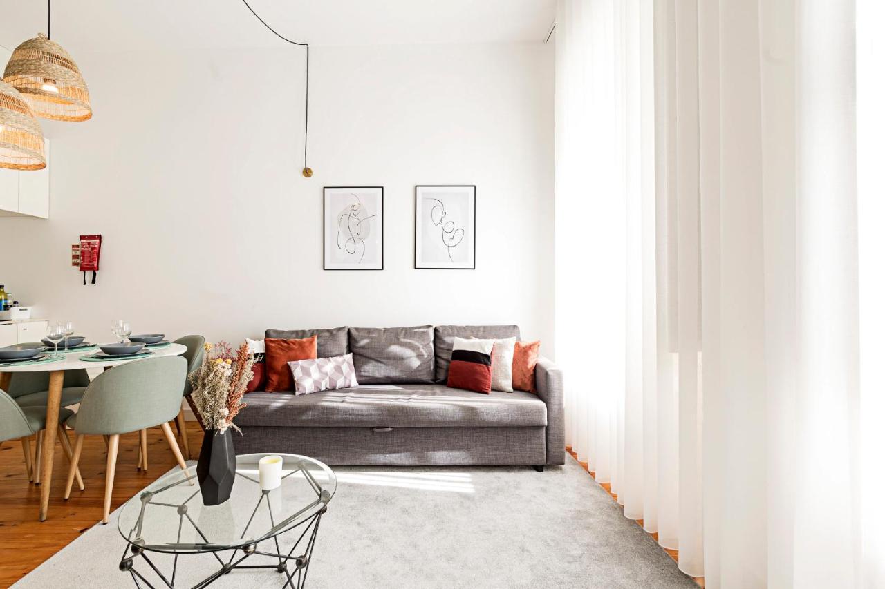 Lovelystay - Cativo Studio Downtown By Metro Station Porto Dış mekan fotoğraf